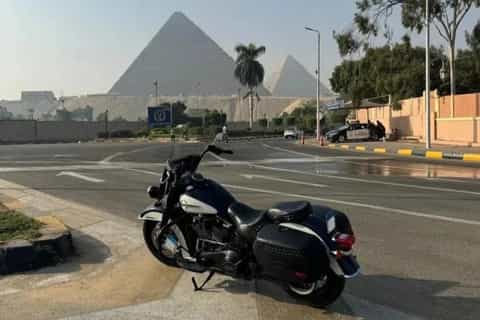 Cairo: Harley Davidson Motorcycle Day City Tour as a Rider