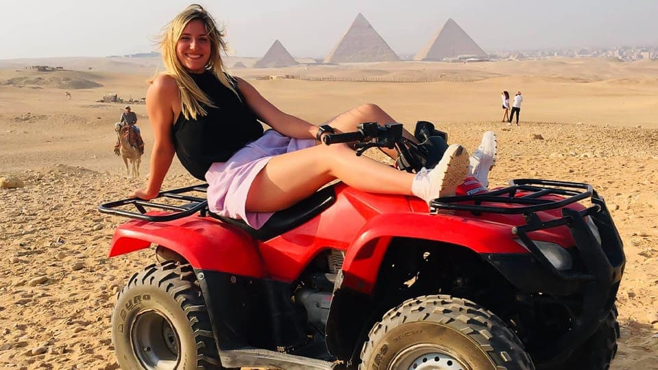 Giza: Pyramids View and Sand Dunes Private Quad Bike Ride