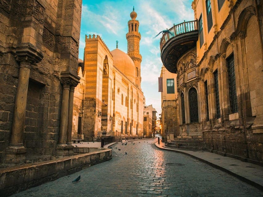 Half Day Tour: El Moez Street, Al Azhar Park and Bazar