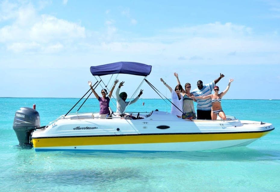 Sharm El-Sheikh: Pvt Speedboat to Tiran Island Snorkel/Dive