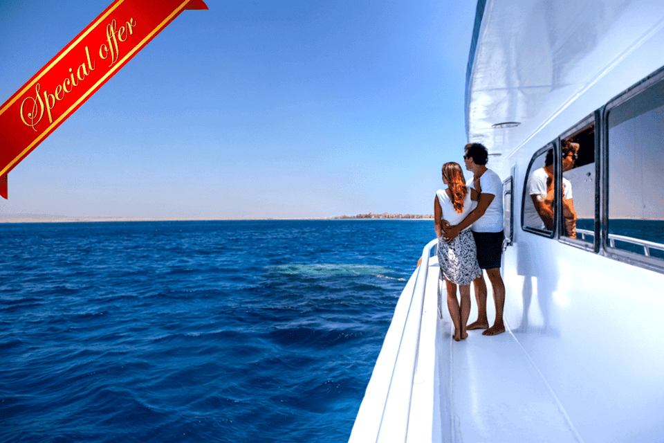 Sharm: White Island Sea Trip with Snorkeling, Lunch & Drinks