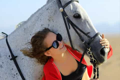 Hurghada: Horse Riding in the Desert & Beach Experience