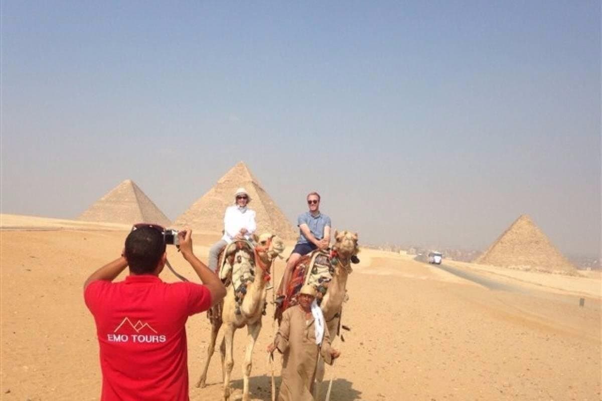 Day Tour To Pyramids With Camel Ride and old Egyptian Museum