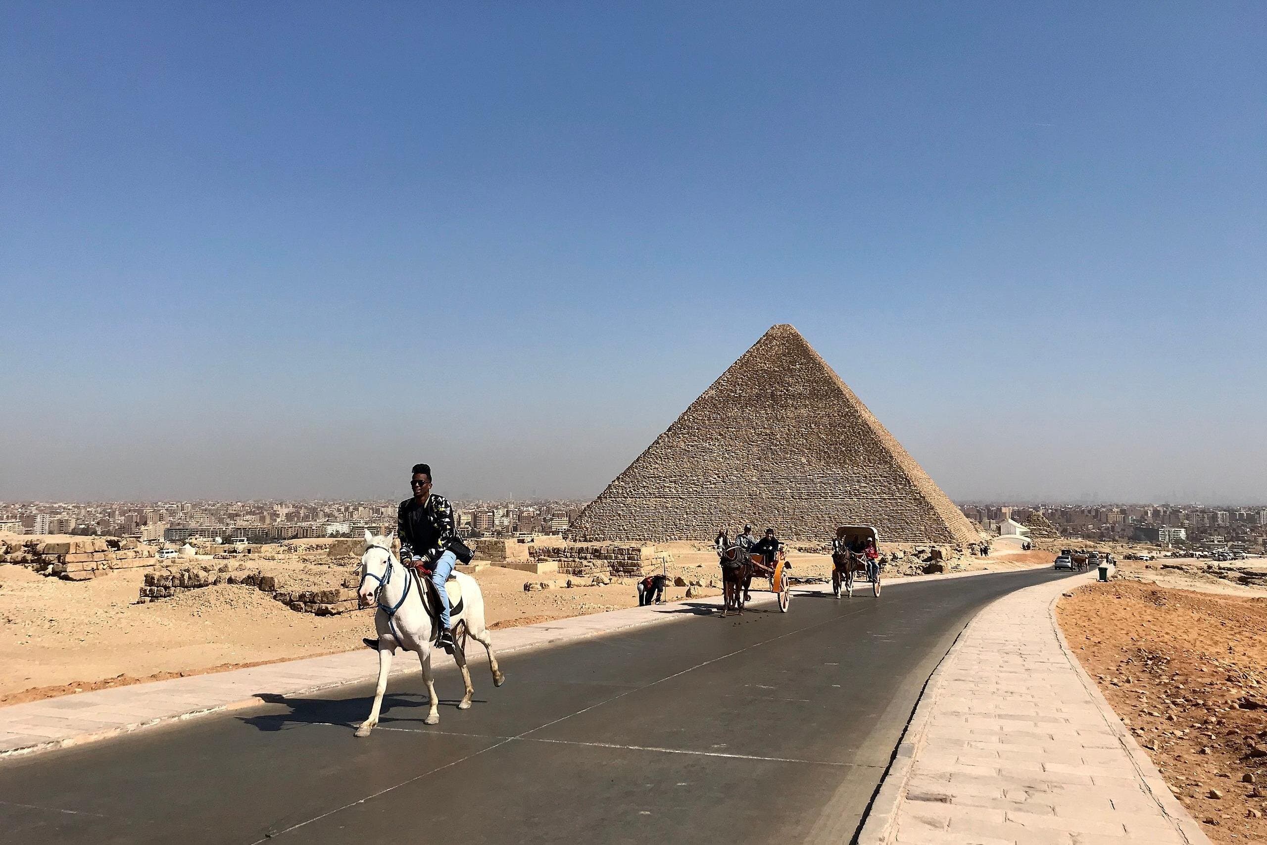 Giza Pyramids and Egyptian Museum of Antiquities