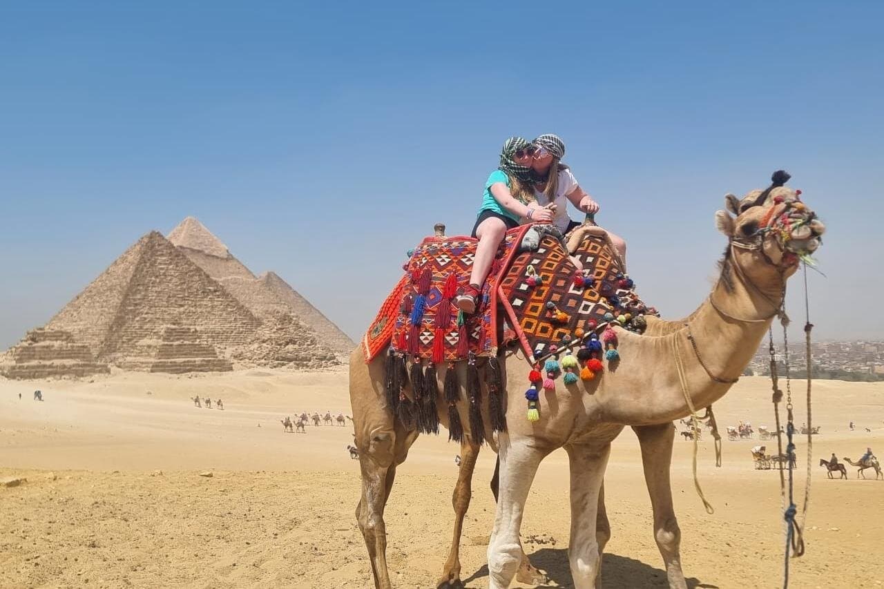 Private Tour to Giza Pyramids and The Egyptian Museum