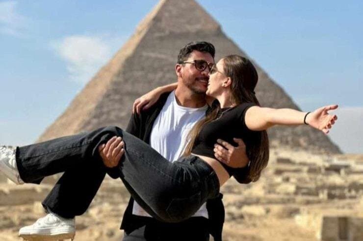 Day Tour to The Great Pyramids of Giza & Sphinx