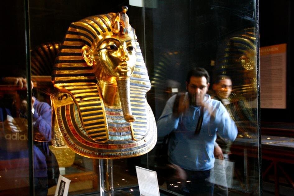 Private Tour of the Museum of Egyptian Antiquities in Cairo