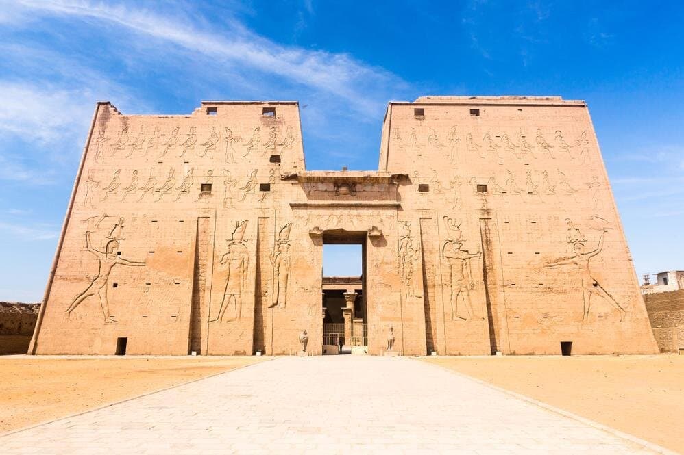 Edfu And Kom Ombo Tour From Luxor with lunch & Crocodile Museum