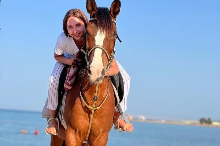 2 hours Horse riding on the Sea with Transfer from Hurghada