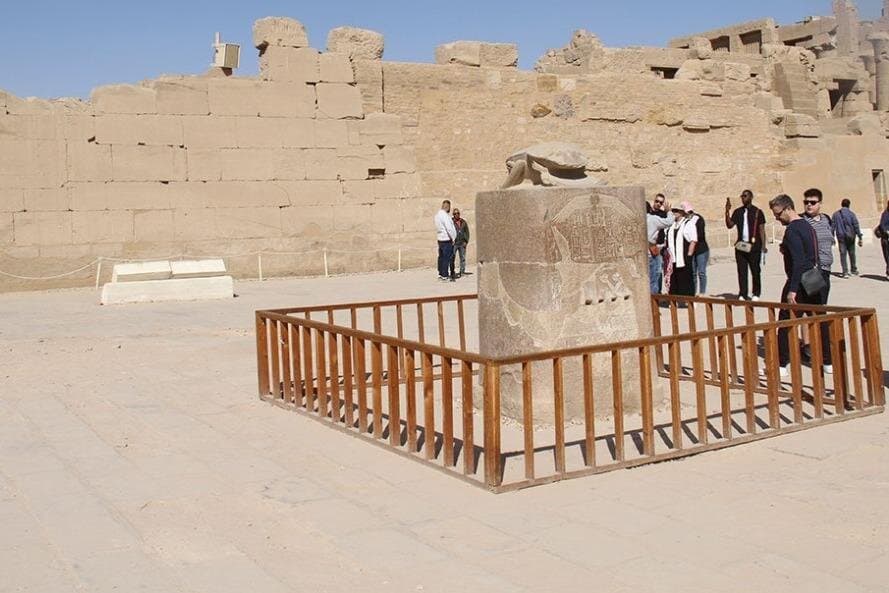 hangout with local guide to west Banks of Luxor
