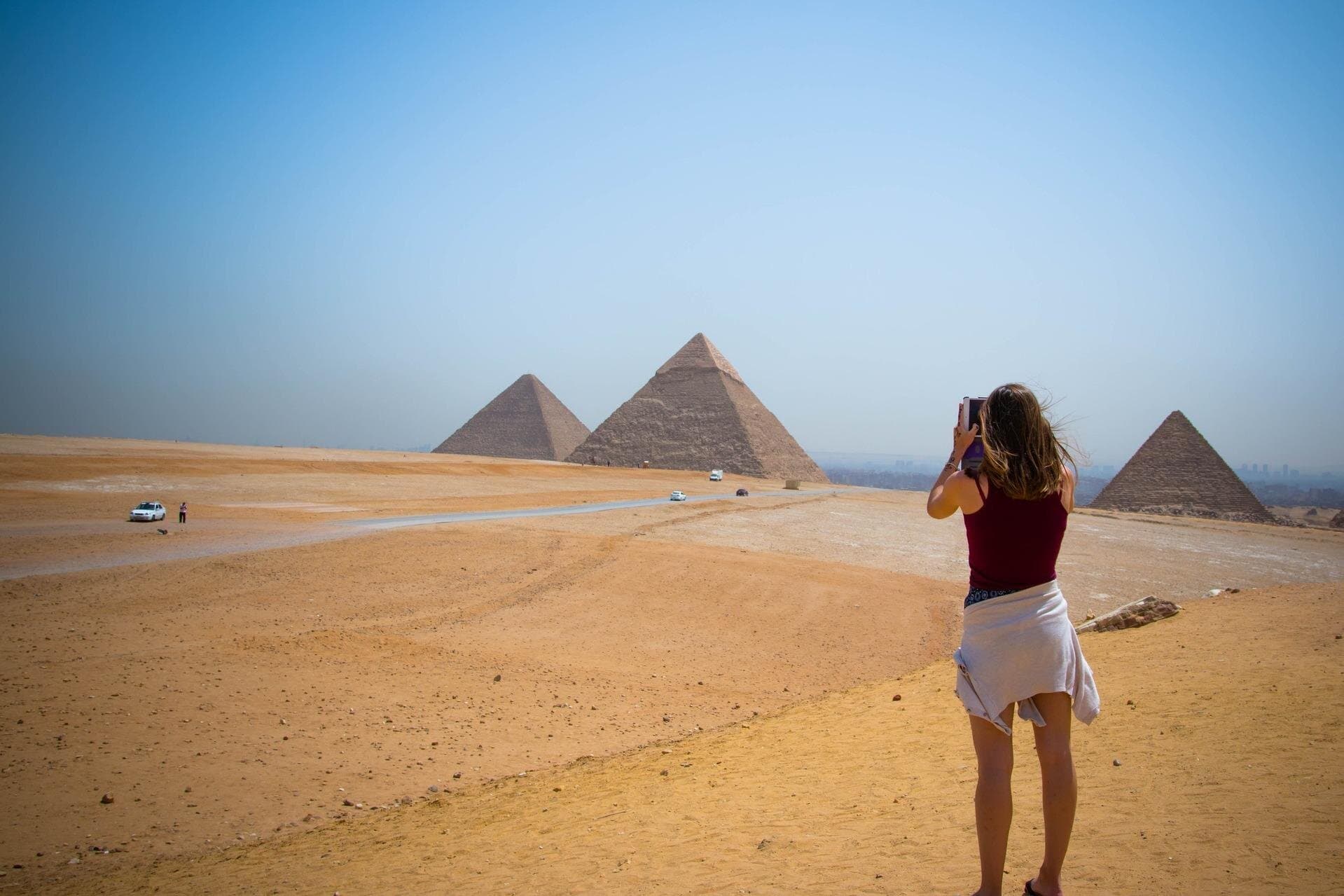 Giza Pyramids and Museum of Civilization Tour with Dinner Cruise