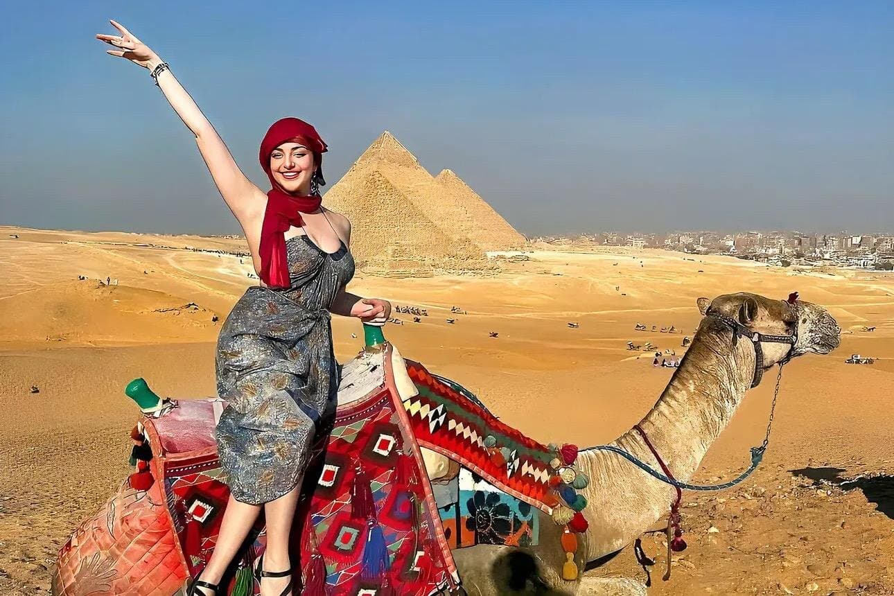 Private Giza Pyramids All Inclusive Camel Ride and Lunch