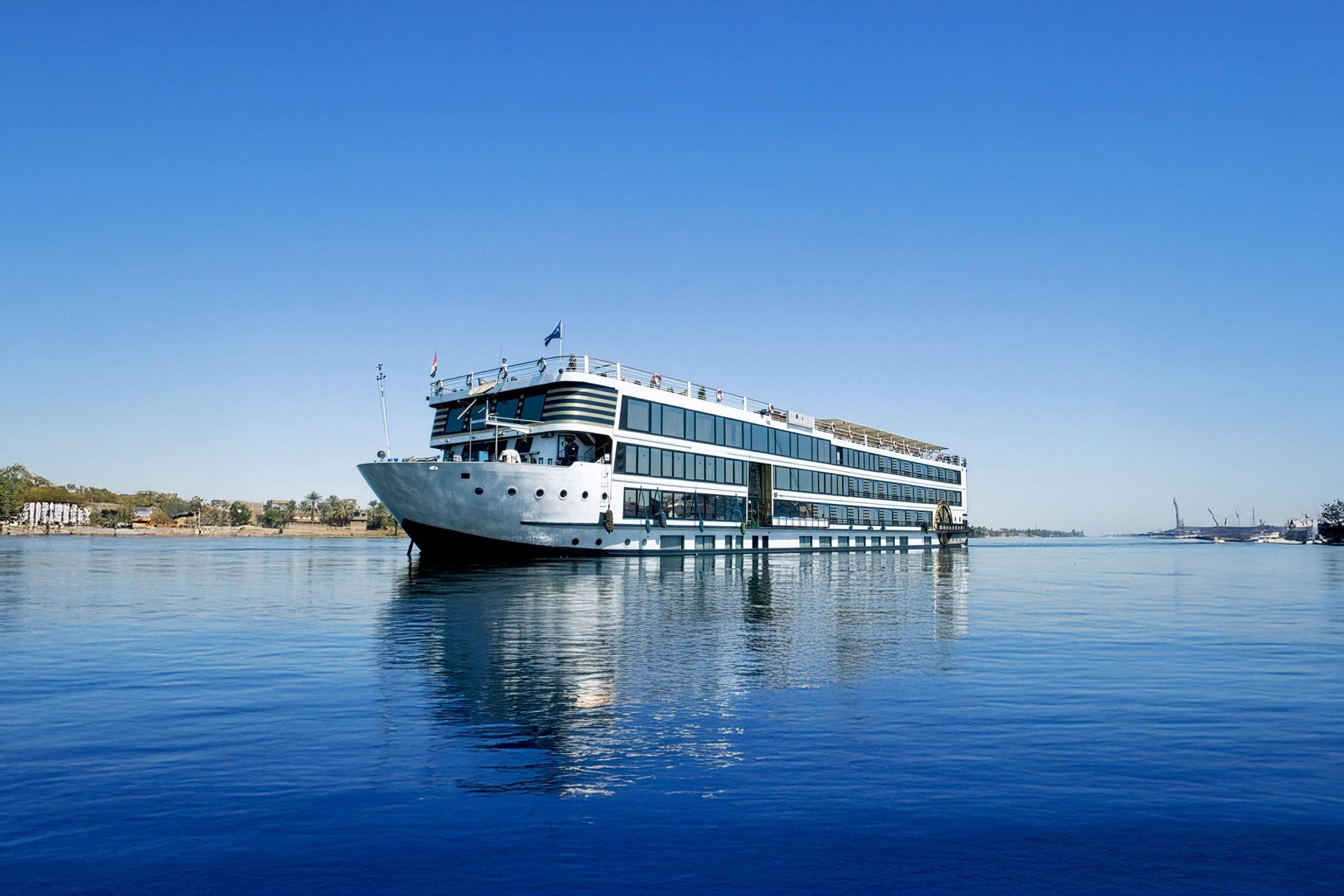 Nile Cruise Luxor to Aswan 4 Days with Hot Air Balloon