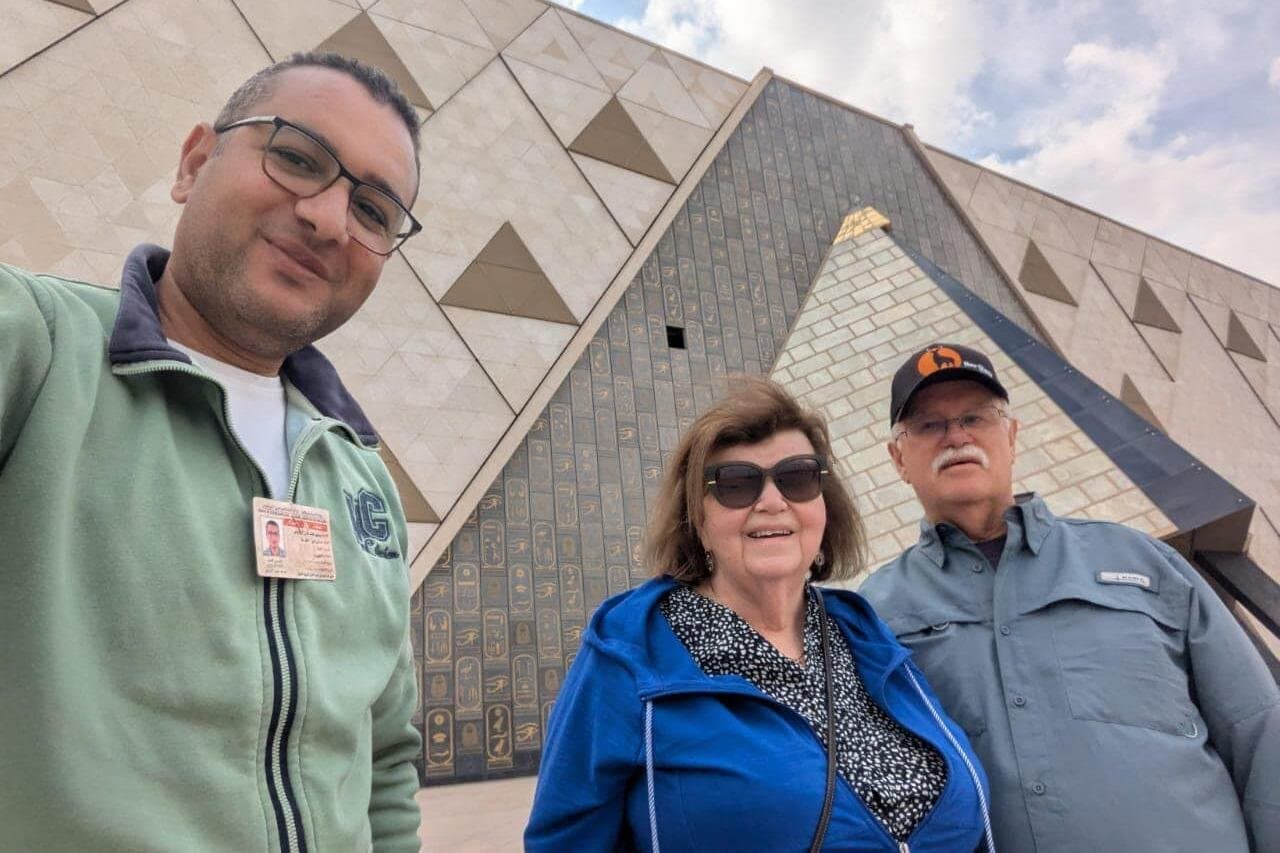 Private Egyptian GEM Grand Museum and Khan el-Khalili Bazar Tour