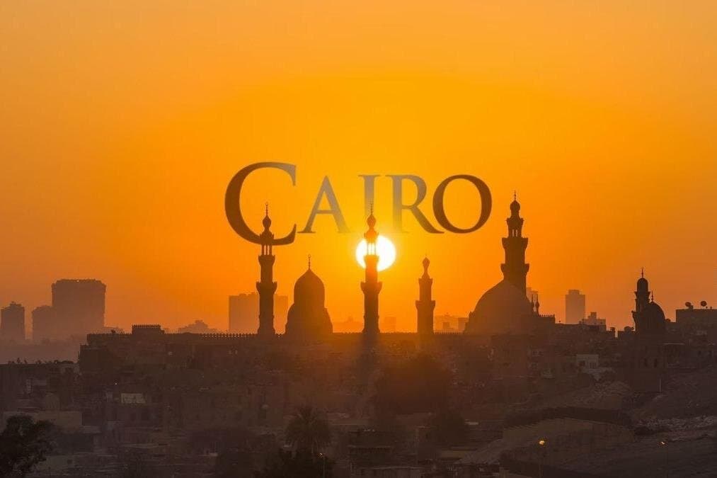 Giza pyramids and Cairo museum Day Tours From Hurghada By round Plane