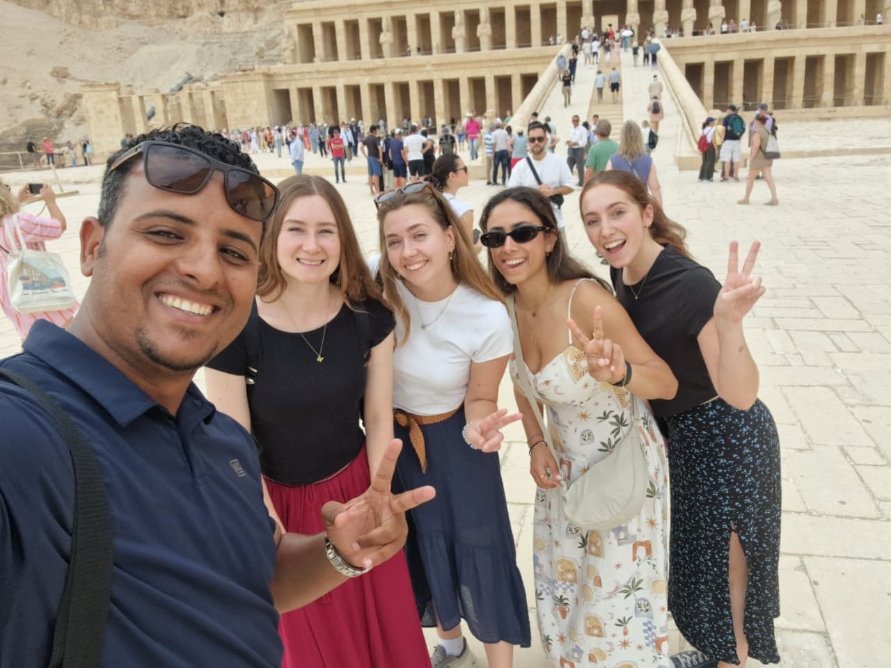 Half Day Tour at Valley of the kings Hatshepsut Temple and Memnon