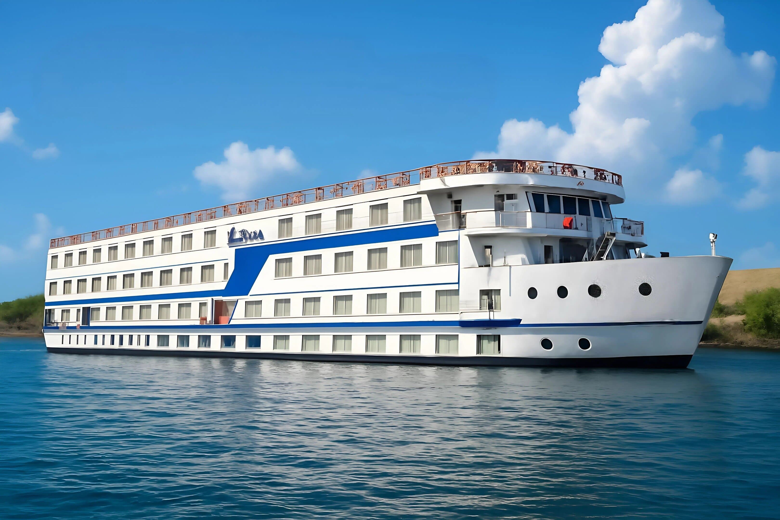 Royal Nile Cruise 4 Days 3 Nights from Aswan to Luxor Full Board