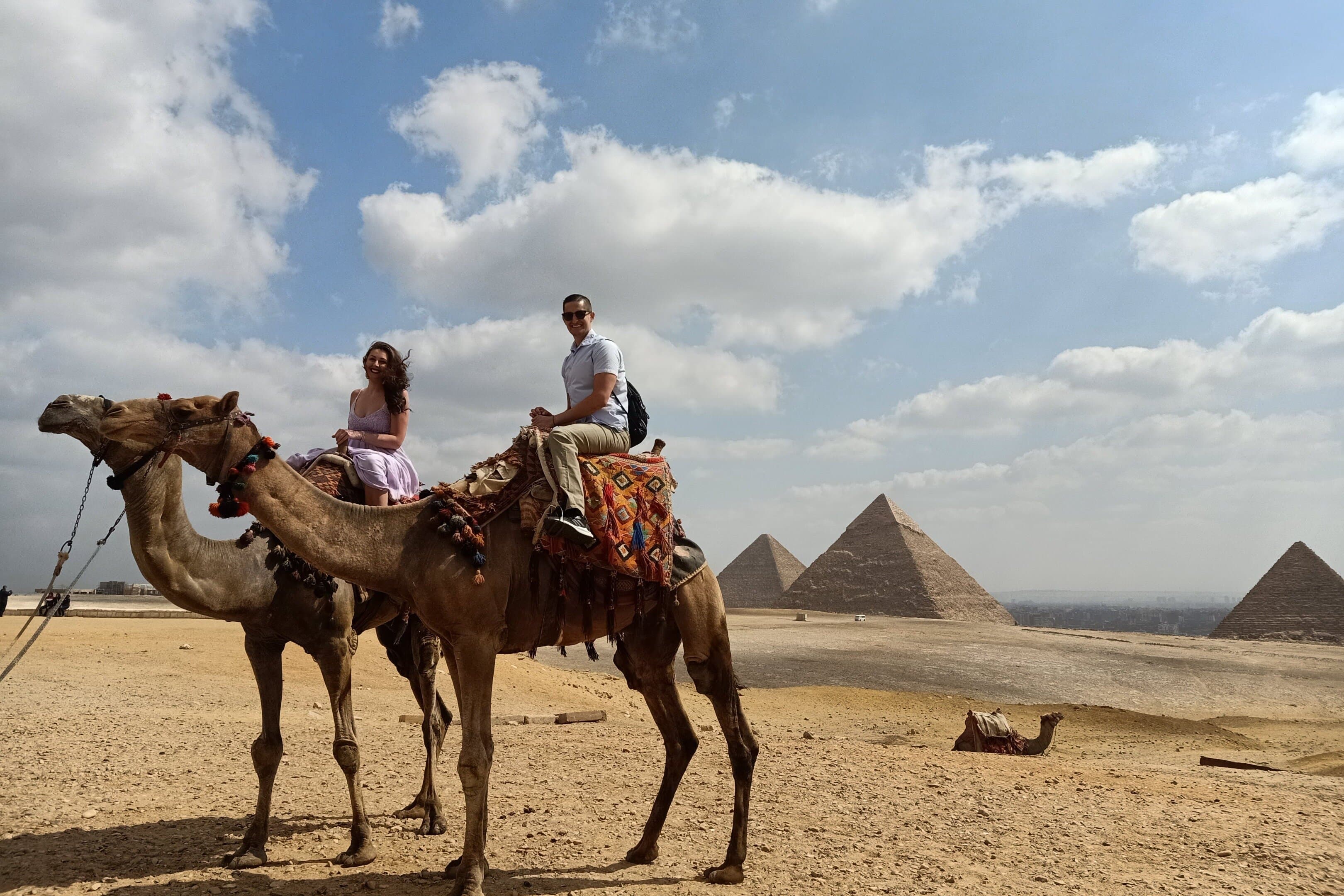 Private Layover Tour: Giza Pyramids and Grand Egyptian Museum